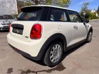 Usata Mini ONE 75 CV (55 kW) 2016 Bianco Utilitaria