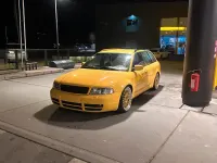 Używany Audi S4 330 KM (242 kW) 2000 Żółty Kombi