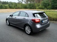 Gebraucht Mercedes A180 Style 122 PS (89 kW) 2015 Grau Kleinwagen