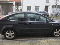 Gebraucht Ford Focus Ambiente 101 PS (74 kW) 2007 Schwarz Limousine
