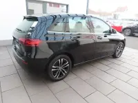 Używany Mercedes B250e 218 KM (160 kW) 2023 Andere Minivan