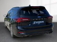 Gebraucht Ford Focus ST-Line X 116 PS (85 kW) 2025 Schwarz Kombi