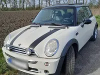 Używany Mini Cooper 116 KM (85 kW) 2005 Biały Hatchback