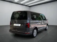 Gebraucht VW Multivan 150 PS (110 kW) 2022 Grau Van / Kleinbus