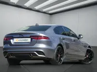 Gebraucht Jaguar XE R-Dynamic 250 PS (183 kW) 2022 Grau Limousine