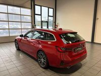 Gebraucht BMW 320e Advantage 204 PS (150 kW) 2021 Rot Kombi