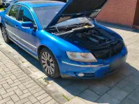 Usata VW Phaeton 313 CV (230 kW) 2005 Blu Berlina