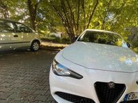 Gebraucht Alfa Romeo Giulia 180 PS (132 kW) 2018 Weiß Limousine