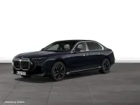 Gebraucht BMW 740 299 PS (219 kW) 2024 Schwarz Limousine