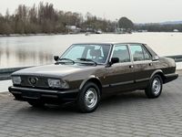 Gebraucht Alfa Romeo Alfa 6 135 PS (99 kW) 1984 Grau Limousine