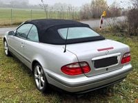 Gebraucht Mercedes CLK230 193 PS (141 kW) 1998 Silber Cabrio