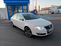 Gebraucht VW Passat 122 PS (89 kW) 2011 Weiß Limousine