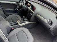 Gebraucht Audi A4 Attraction 136 PS (100 kW) 2010 Schwarz Kombi