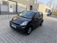 Gebraucht Daihatsu Sirion 70 PS (51 kW) 2010 Schwarz Kleinwagen