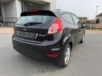 Gebraucht Ford Fiesta Celebration 82 PS (60 kW) 2017 Schwarz Limousine