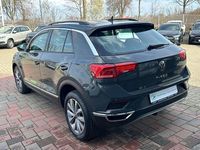 Gebraucht VW T-Roc Style 150 PS (110 kW) 2022 Grau SUV