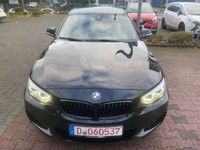 gebraucht BMW 220 i M Sport aut. Leder Navi Harman Kardon LED