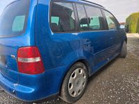 Gebraucht VW Touran 105 PS (77 kW) 2003 Blau Van / Kleinbus