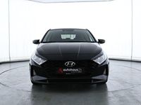 Gebraucht Hyundai i20 101 PS (74 kW) 2023 Schwarz Kleinwagen