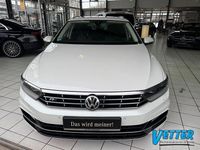 Gebraucht VW Passat Highline 220 PS (161 kW) 2018 Weiß Kombi