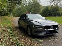 Gebraucht Volvo V60 Momentum 190 PS (139 kW) 2018 Kombi