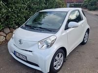 Gebraucht Toyota iQ 90 PS (66 kW) 2010 Weiß Kleinwagen