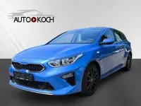 Gebraucht Kia Ceed Vision 140 PS (102 kW) 2020 (b3l) blue flame met. Kleinwagen