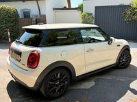 Second-hand Mini ONE 102 CP (75 kW) 2016 Alb Hatchback