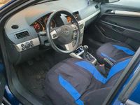 Usata Opel Astra 105 CV (77 kW) 2007 Blu Station wagon