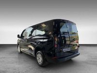 Neu Ford Transit Custom Trend 136 PS (100 kW) 2025 Schwarz Van / Kleinbus
