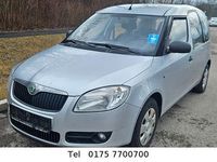 Gebraucht Skoda Roomster 69 PS (50 kW) 2009 Silber Van / Kleinbus