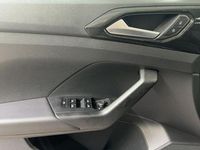 Gebraucht VW T-Cross 116 PS (85 kW) 2024 Grau SUV