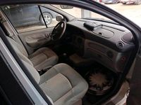 Gebraucht Renault Scénic 107 PS (78 kW) 2003 Silber Van / Kleinbus