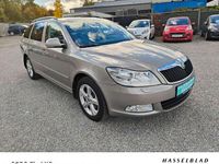 Gebraucht Skoda Octavia Elegance 105 PS (77 kW) 2012 Beige Limousine