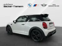 Używany Mini John Cooper Works 136 KM (100 kW) 2023 Biały Hatchback
