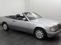 Gebraucht Mercedes E320 220 PS (161 kW) 1995 Silber Cabrio
