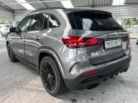 Gebraucht Mercedes GLA200 AMG 163 PS (119 kW) 2026 Metalliclack mountaingrau SUV