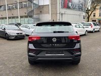 Second-hand VW T-Roc 116 CP (85 kW) 2019 Negru SUV