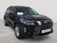 Używany Ford Kuga Titanium 120 KM (88 kW) 2023 Czarny SUV