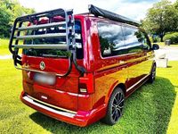 Gebraucht VW Multivan Generation Six 150 PS (110 kW) 2021 Rot Van