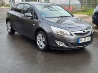 gebraucht Opel Astra 1.4 Turbo Design Edition 103kW Design ...