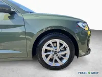 Gebraucht Audi A1 Sportback Advanced 116 PS (85 kW) 2025 Distriktgrün metallic Kleinwagen