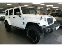 Gebraucht Jeep Wrangler Unlimited Sahara 200 PS (147 kW) 2014 Weiß SUV