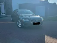 Second-hand Audi A8 351 CP (258 kW) 2010 Berlinǎ
