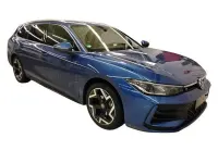 Gebraucht VW Passat R-line 150 PS (110 kW) 2025 Blau Kombi