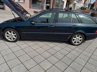 Gebraucht Mercedes C220 150 PS (110 kW) 2004 Blau Kombi
