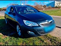 Gebraucht Opel Astra 156 PS (114 kW) 2012 Schwarz Kombi