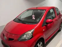 Gebraucht Toyota Aygo 69 PS (50 kW) 2008 Rot Kleinwagen
