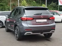 Neu MG ZS Luxury 197 PS (144 kW) 2026 Grau SUV