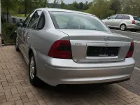 Usata Opel Vectra 101 CV (74 kW) 2002 Argento Berlina